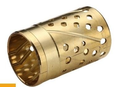 Buchas de bronze altas da luva da capacidade de carga CuZn32 com lubrificação