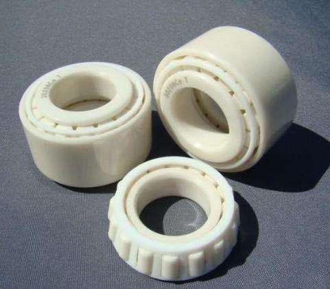 Rolamentos ZrO2 lisos cerâmicos de grande resistência livres da manutenção 1
